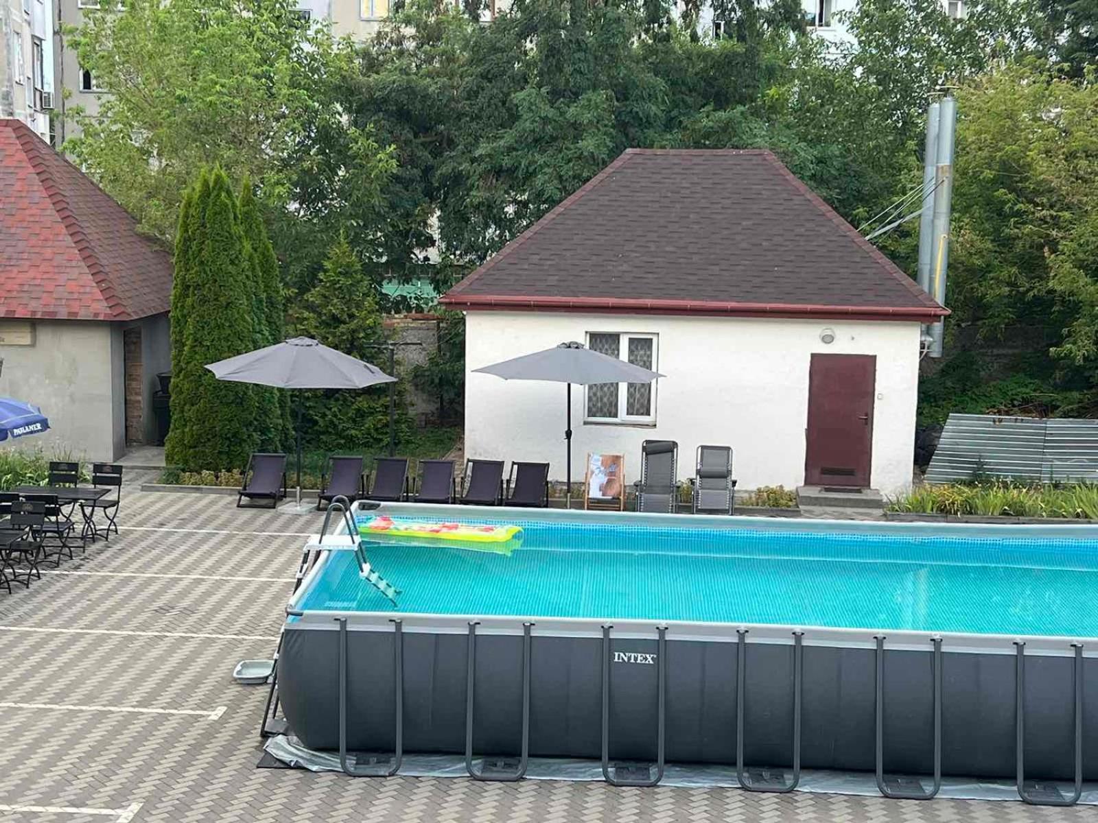 Stara Vezha Hotel Boryspilʼ Exterior foto